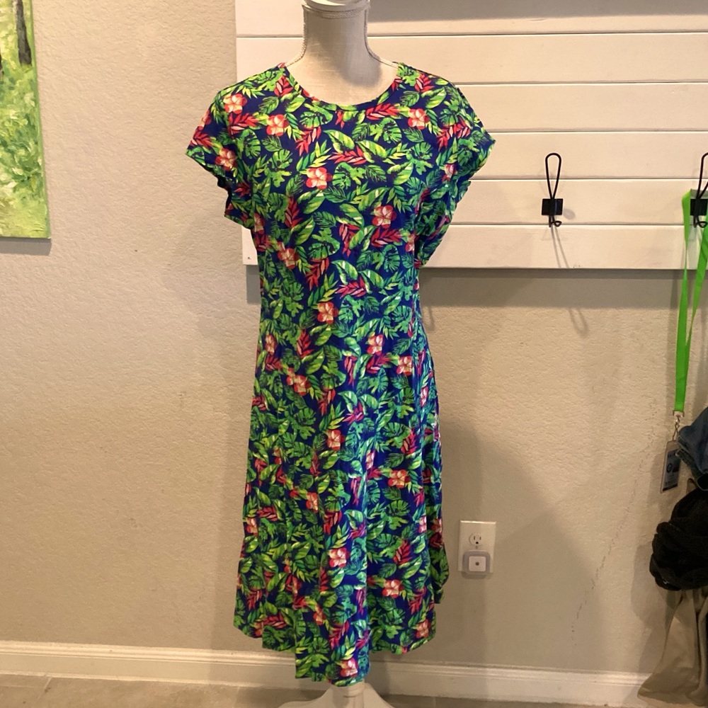 EASY ESSENTIALS Green Floral Hibiscus Housedress